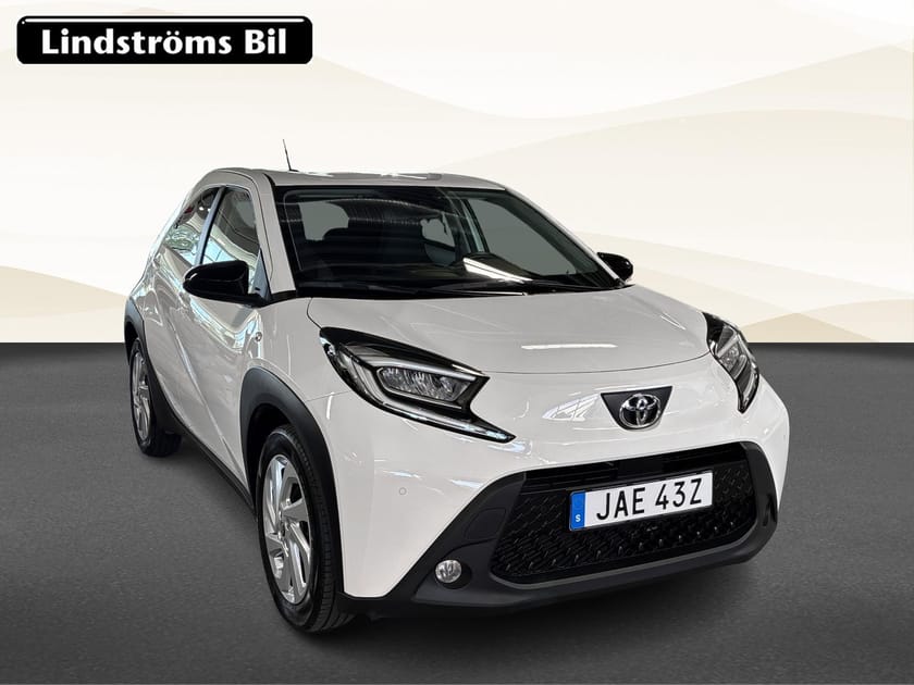 Bild 3 av Toyota Aygo X 1.0 Play Comfort & Style Pack Vinterhjul
