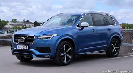 Volvo XC90 D5 AWD R Design HeadUp 7-sits S/V-hjul GPS