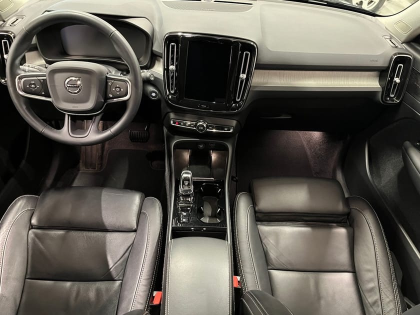 Bild 5 av Volvo XC40 Recharge T5 Inscription *Läder/H&K/Navi/SE SPEC*