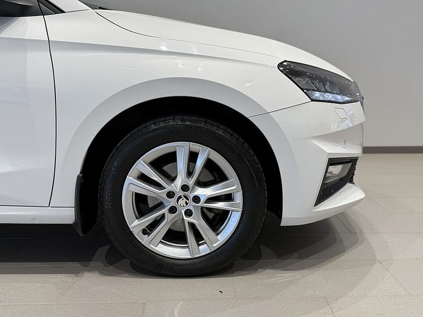 Bild 4 av Škoda Fabia Skoda STYLE 1,0 TSI 110HK DSG Backkamera