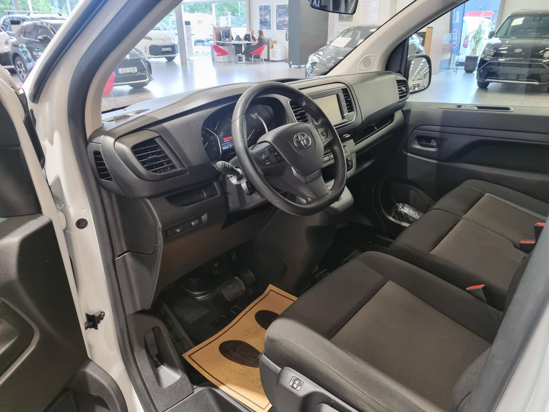 Toyota Proace 2023, bild 7/13