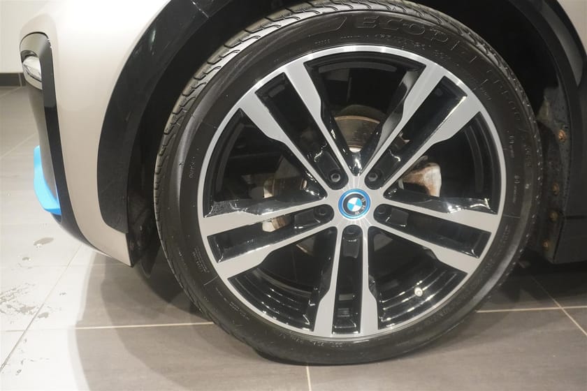 Bild 4 av BMW i3s 120 Ah 120Ah Charged Comfort Navi LED 20