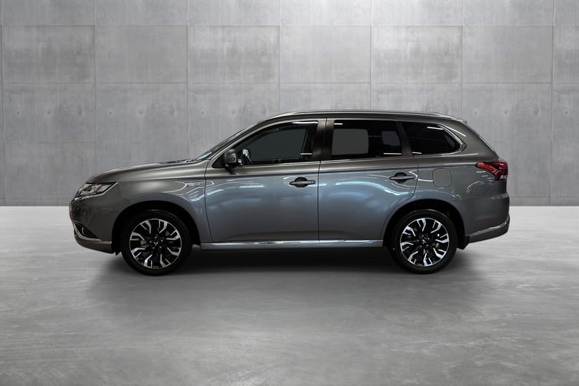 Bilde 2 av Mitsubishi Outlander PHEV 2,0 PHED AWD 202hk hybrid Instyle +