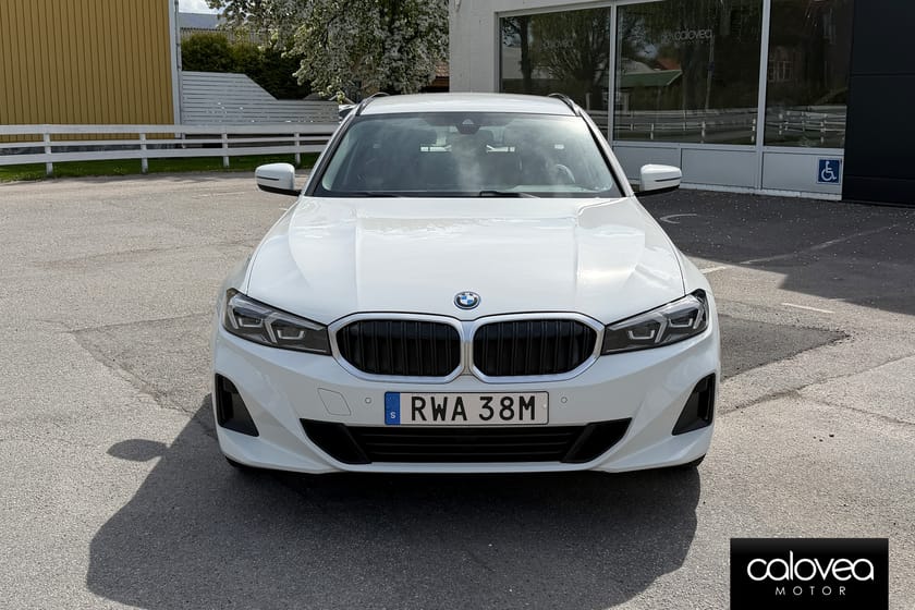 Bild 3 av BMW 330e xDrive Touring 292 hk Automat - Elinfällbar dragkrok, Momsbil