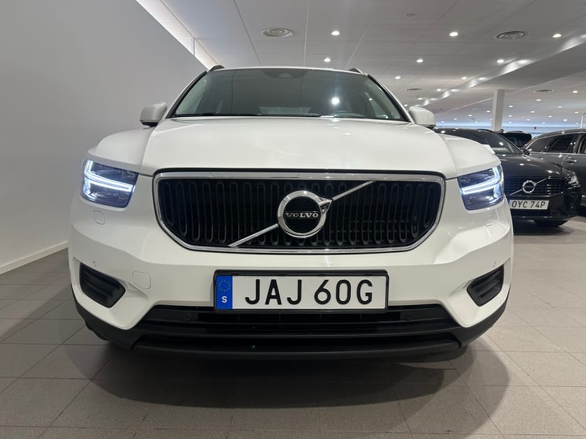 Bild 2 av Volvo XC40 T3 FWD aut Edition / Navigation/ Navigation/ Sensorer