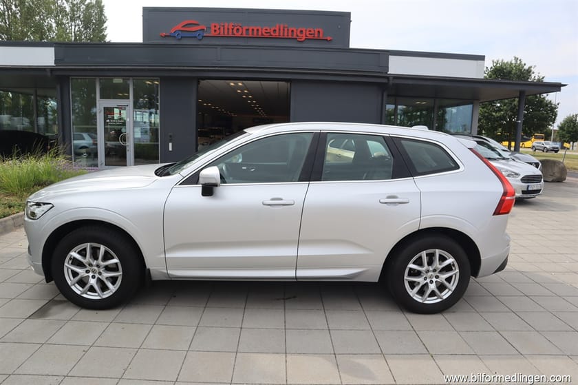 Bild 1 av Volvo XC60 T5 AWD 250hk Momentum Advanced Geartronic Navi S