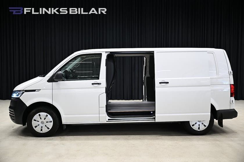 Bild 3 av Volkswagen Transporter DSG 150HK L2|LED|Drag|Värmare|Momsbil