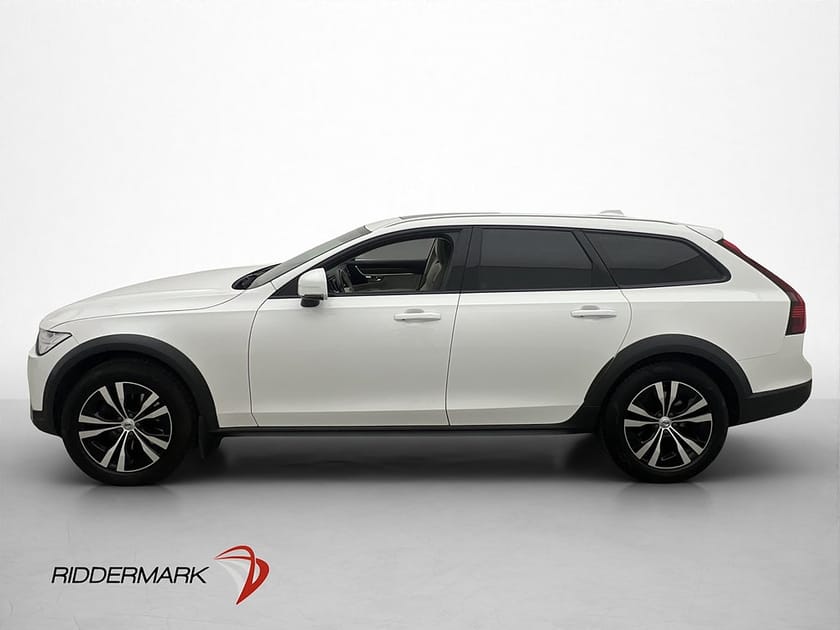Bild 5 av Volvo V90 Cross Country B4 AWD Advanced Pano H/K Kamera Drag