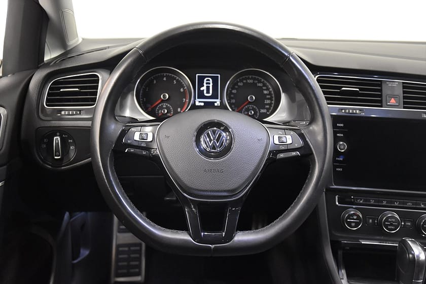 Bild 2 av Volkswagen Golf Alltrack 1.8 4Motion B-värm Massage AdaptivF Rattv Dragkrok
