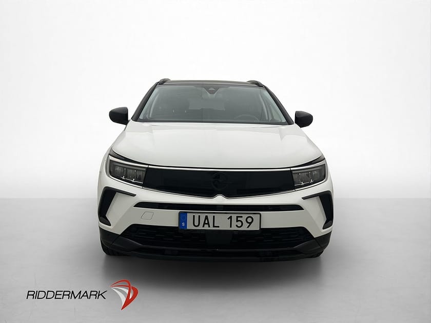 Bild 2 av Opel Grandland 1.2 Turbo Kamera CarPlay Halvskinn MOMS