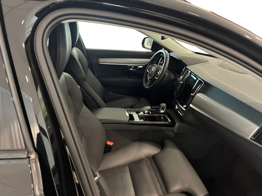 Bild 4 av Volvo V90 T6 Plus Dark Nordic Edition | 360° | H/K | Dragkrok |