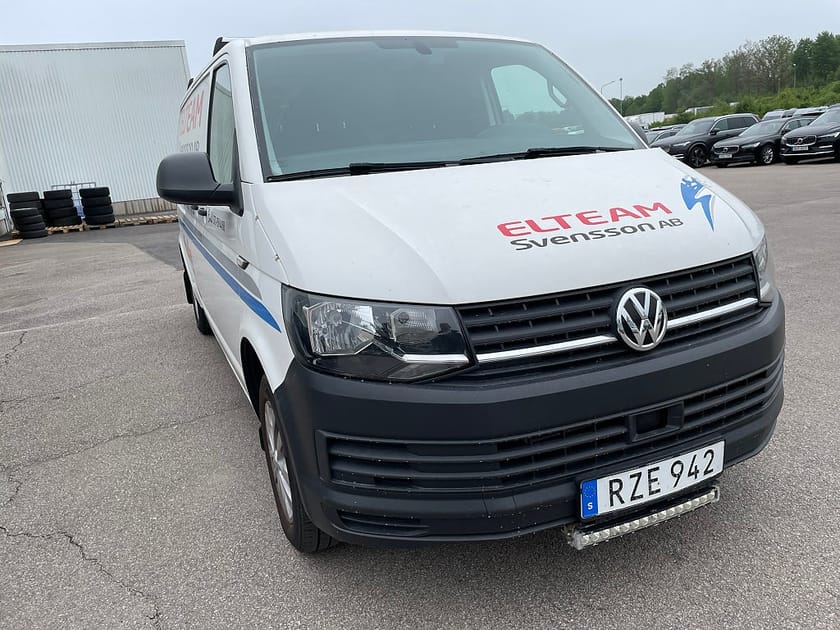 Bild 2 av Volkswagen Transporter T30 LÅNGT SKÅP TDI 150HK