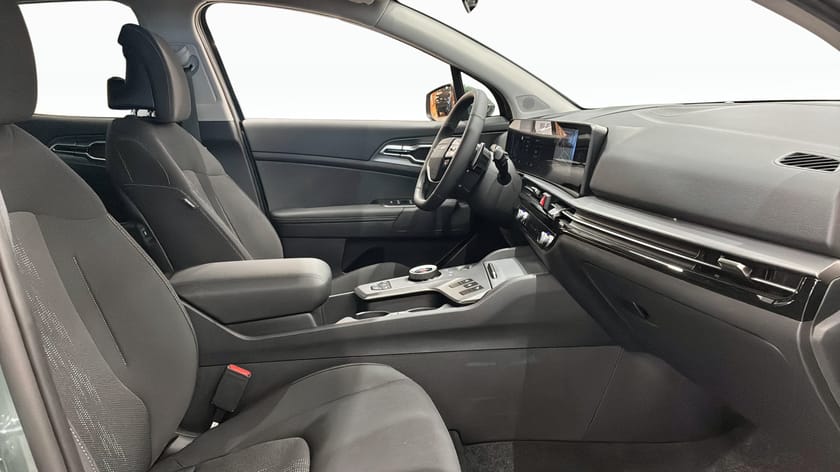 Bild 3 av Kia Sportage PHEV ACTION *FRIA VINTERHJUL*