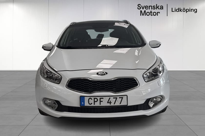 Bild 2 av Kia cee'd_sw 1.6 CRDi I Panorama I GPS I S&V hjul