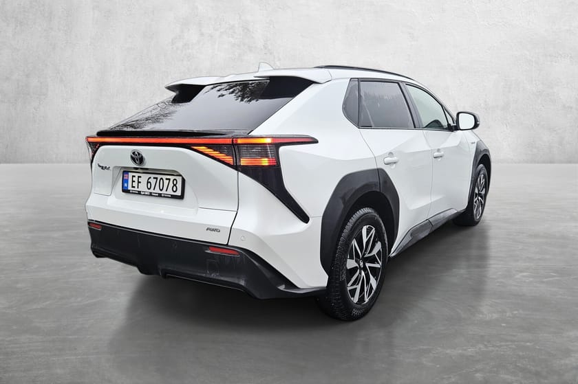 Bilde 5 av Toyota bZ4X
