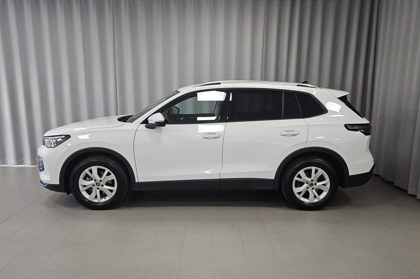 Bild 2 av Volkswagen Tiguan Life 1.5 eTSI 150HK Aut I P-värm I Drag