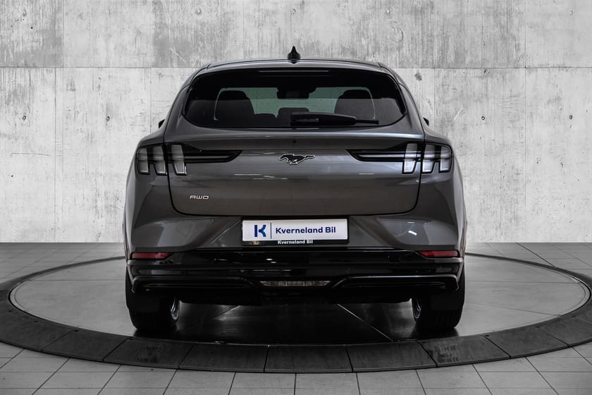 Bilde 4 av Ford Mustang Mach-E Long Range AWD | LR | | KROK | B&O | R.Kamera