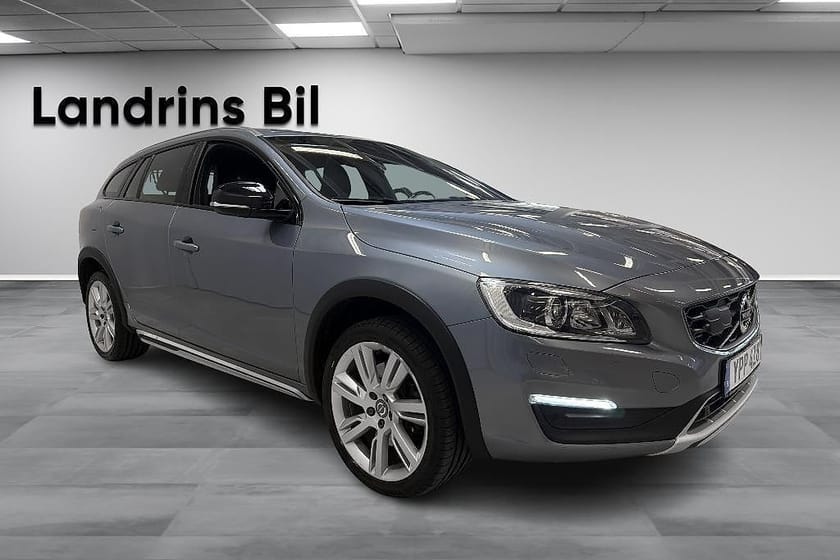 Bild 3 av Volvo V60 Cross Country D4 190HK Classic Momentum *Vinterhjul*Nav*