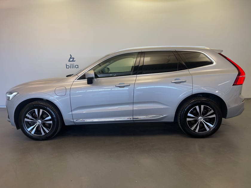 Bild 2 av Volvo XC60 Recharge T6 Core Edition / Backkamera / Panoramatak / Navigation /