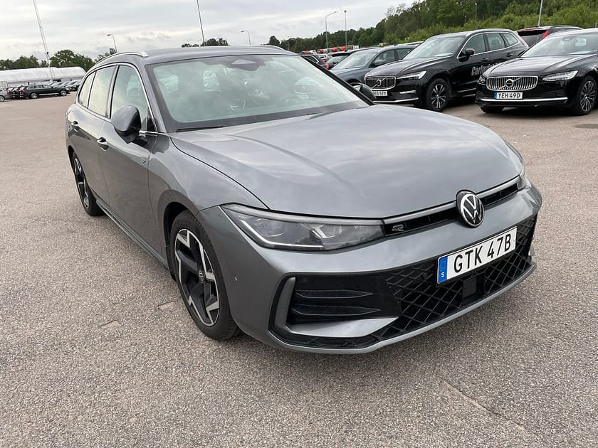 Bild 2 av Volkswagen Passat Sportscombi 4MOTION R-LINE TDI 193HK 4x4