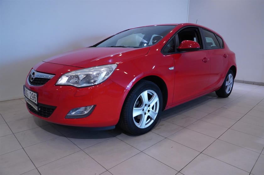 Bild 2 av Opel Astra 1.4 Turbo Manuell, 140hk 5-D Ledramp
