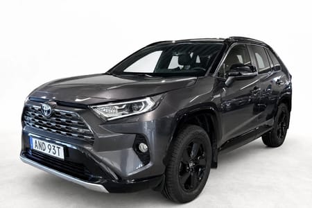 Toyota RAV4 Hybrid AWD-i Style Drag Backkamera