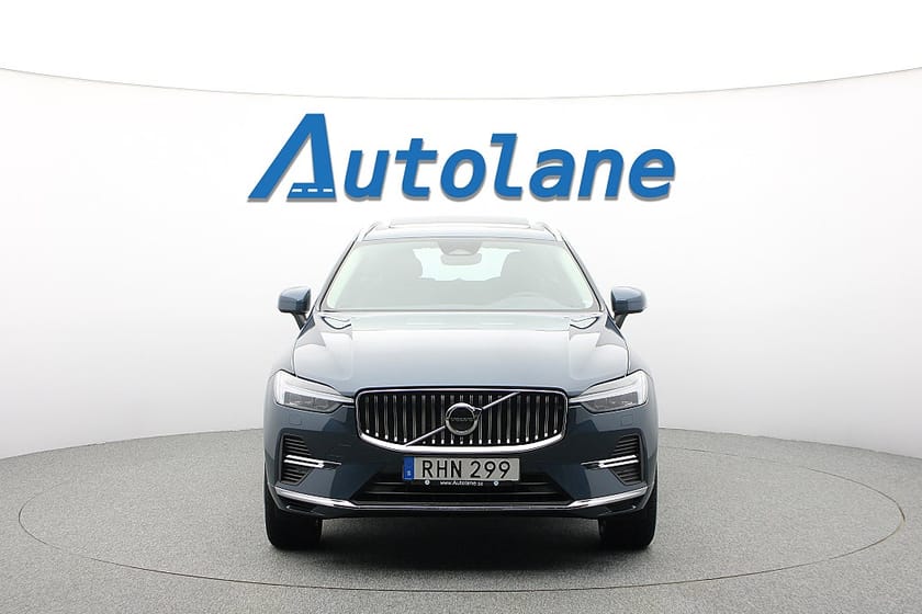 Bild 3 av Volvo XC60 Recharge T6 AWD Plus Bright Drag, Pano, Kamera 350hk