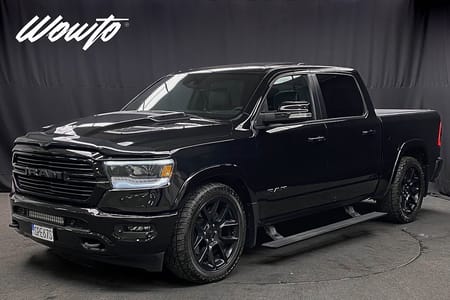 RAM 1500 Crew Cab Dodge 5.7 V8 395HK Laramie Night Edt /Moms