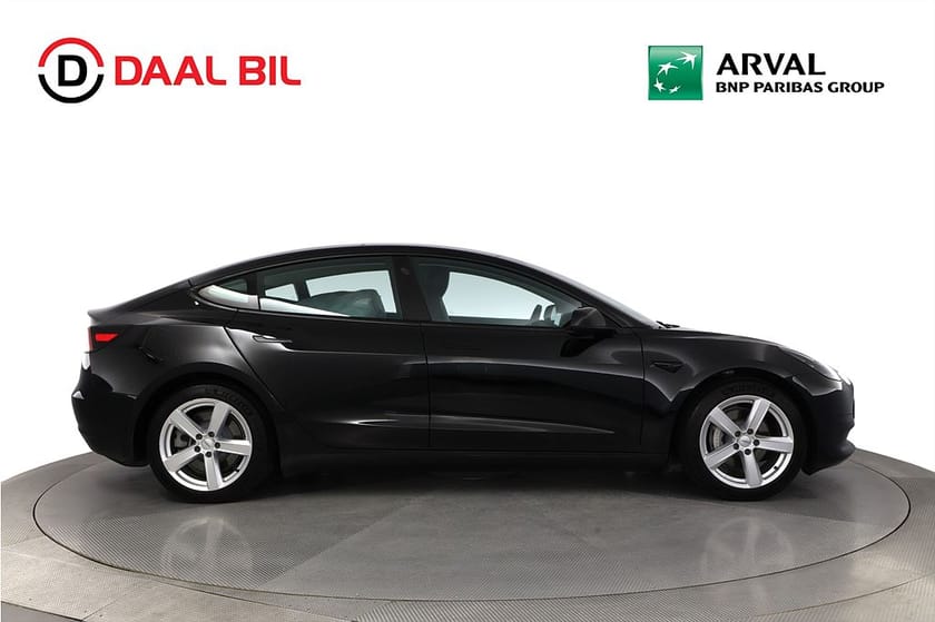 Bild 5 av Tesla Model 3 Standard Range
