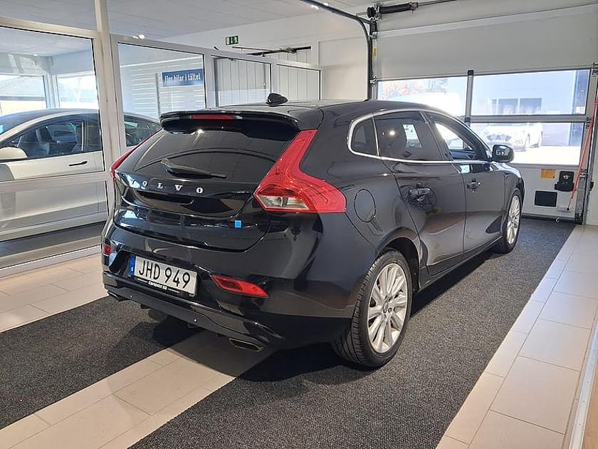 Bild 3 av Volvo V40 D3