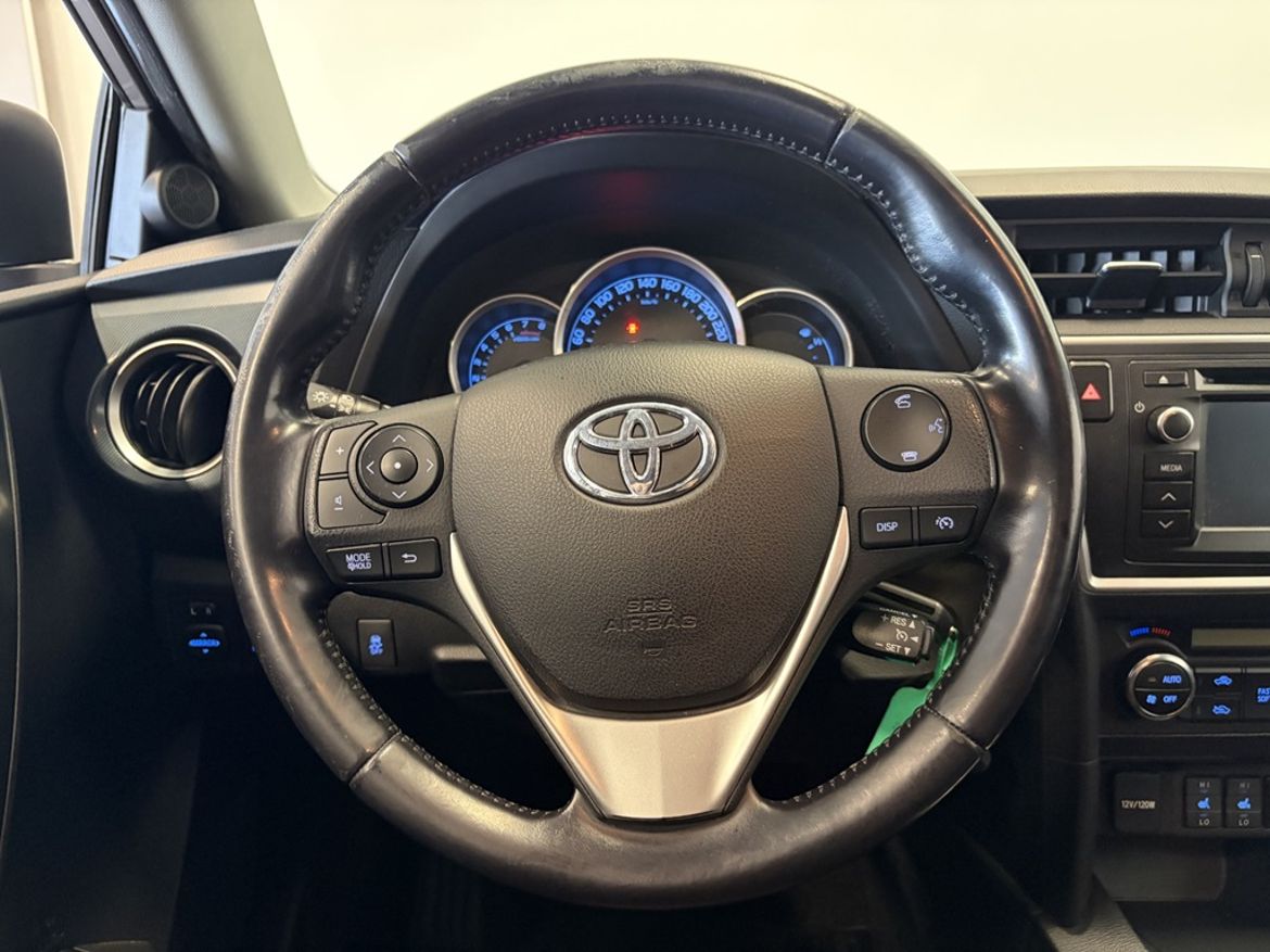 Toyota Toyota Auris — bild 11