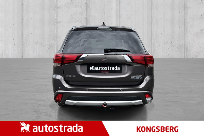 Bilde 4 av Mitsubishi Outlander PHEV Instyle+ 2,0 202hk PHEV/4x4/Aut/Skinn/Navi/360Kamera++