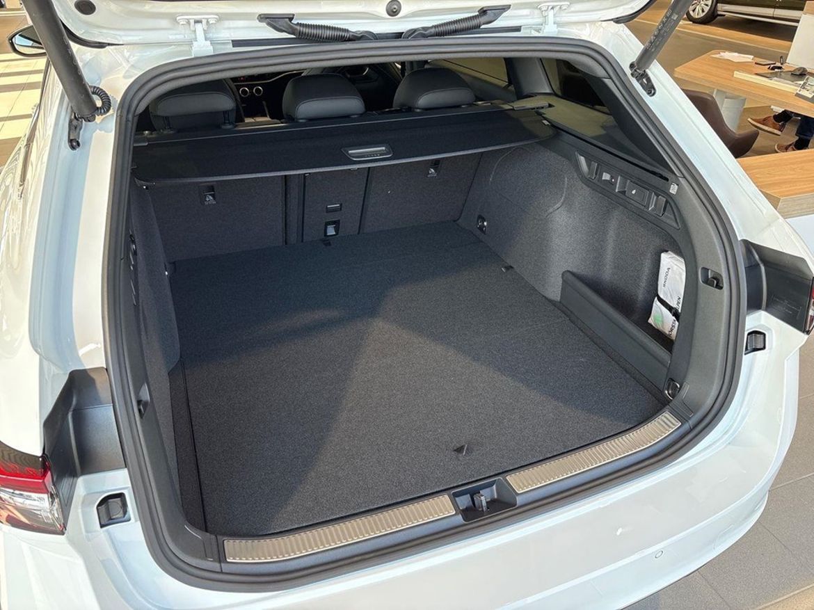 Škoda Škoda Superb iV Kombi — bild 15