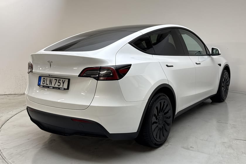 Bild 3 av Tesla Model Y Standard Range RWD