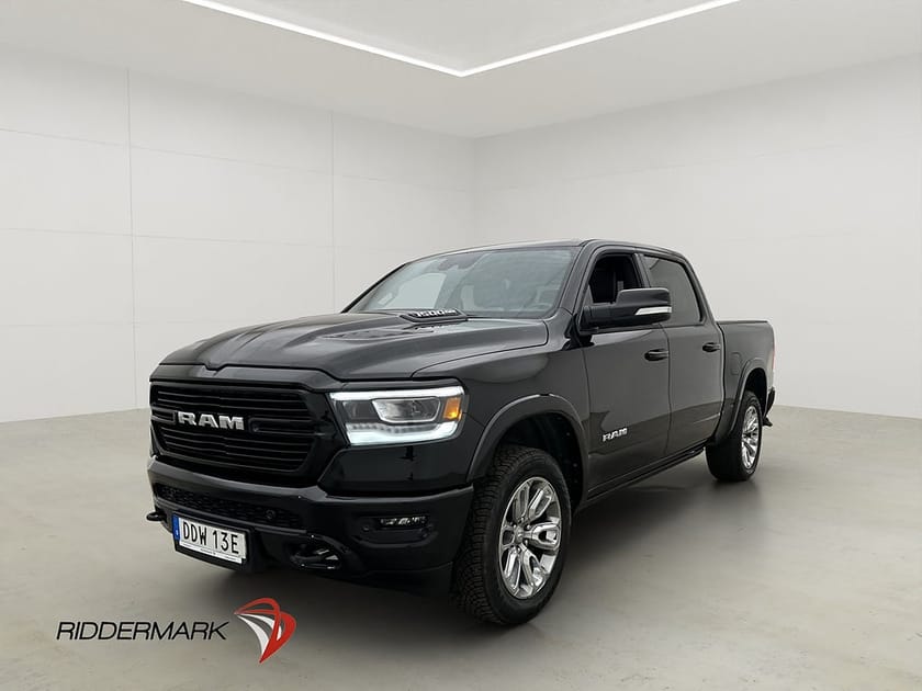 Bild 3 av RAM 1500 Crew Cab Dodge Laramie Sport 5.7 4x4 Drag Luft Pano H/K Moms