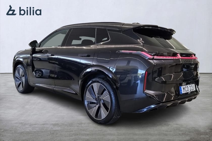 Bild 2 av Lynk & Co 08 PHEV More