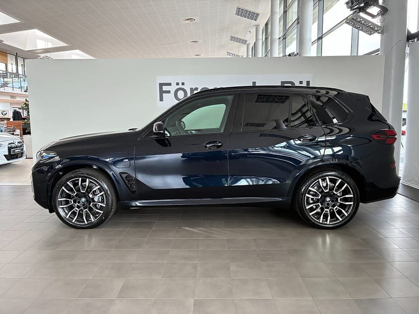 Bild 3 av BMW X5 xDrive50e 3,95 ränta M Sport Drag H/K Panorama