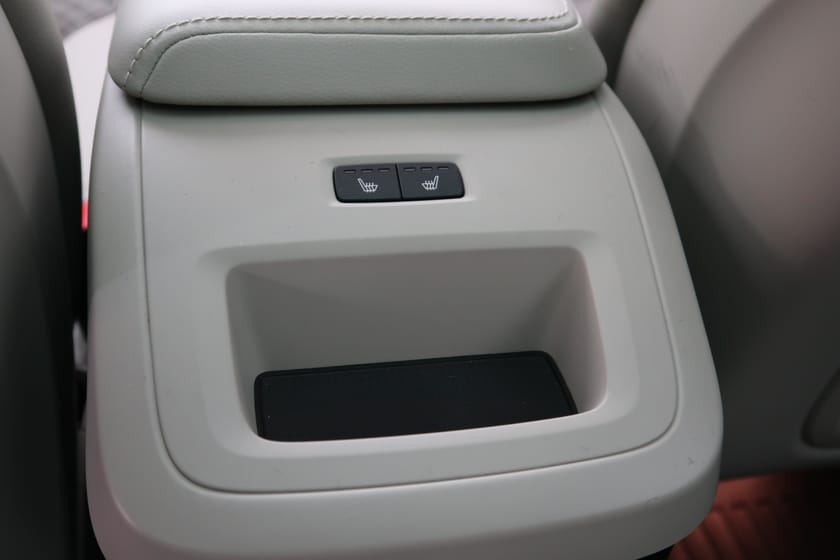Bild 5 av Volvo V60 D4 Momentum Advanced Ed. Teknikpro Drag Kamera HUD