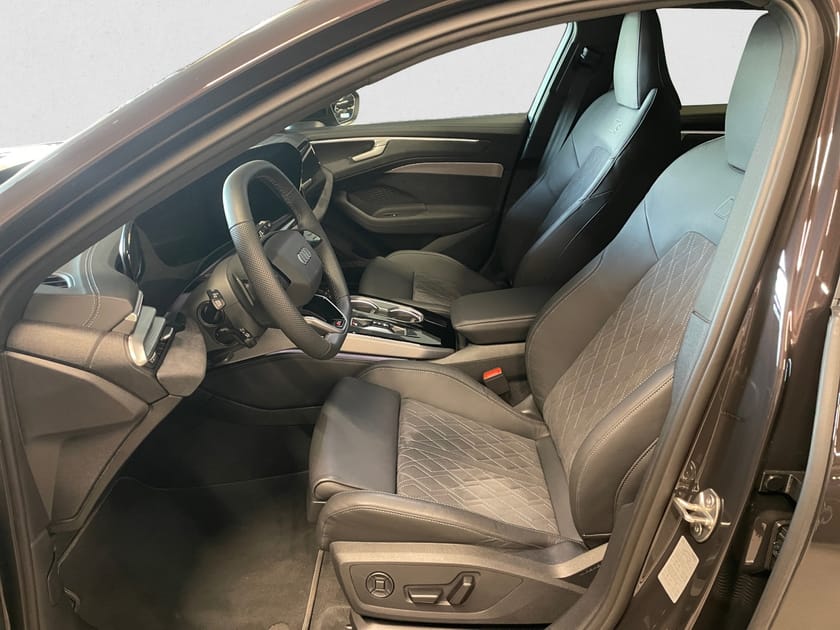 Bild 5 av Audi A6 Avant TDI QUATTRO S-LINE EDITON ONE 204 hk