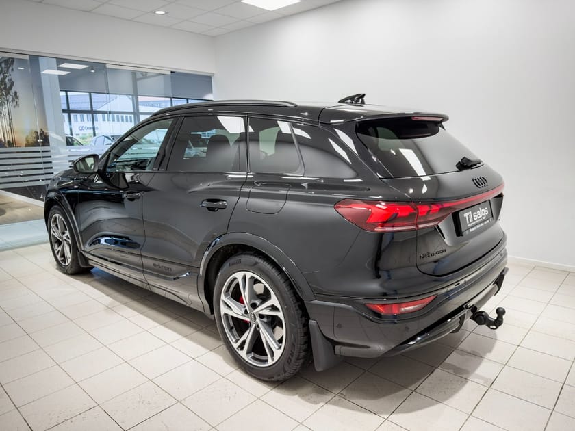 Bilde 5 av Audi Q6 e-tron quattro q s line pro black