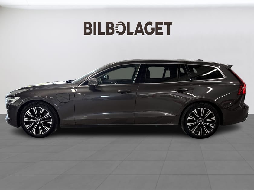 Bild 2 av Volvo V60 Recharge T6 Core Edition Drag Kamera