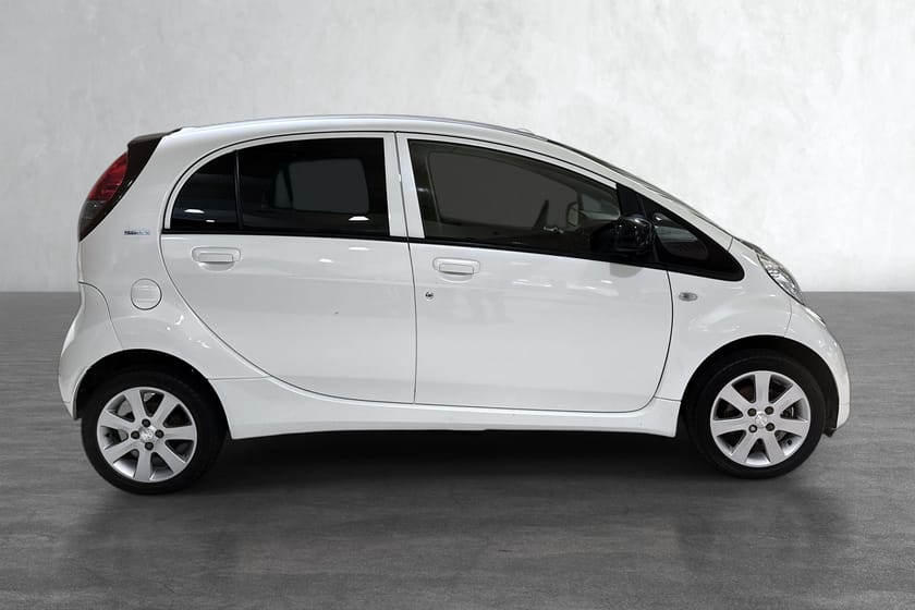 Bilde 4 av Peugeot iOn Rimelig Elbil. Perfekt for småkjøring. Lav kilometer