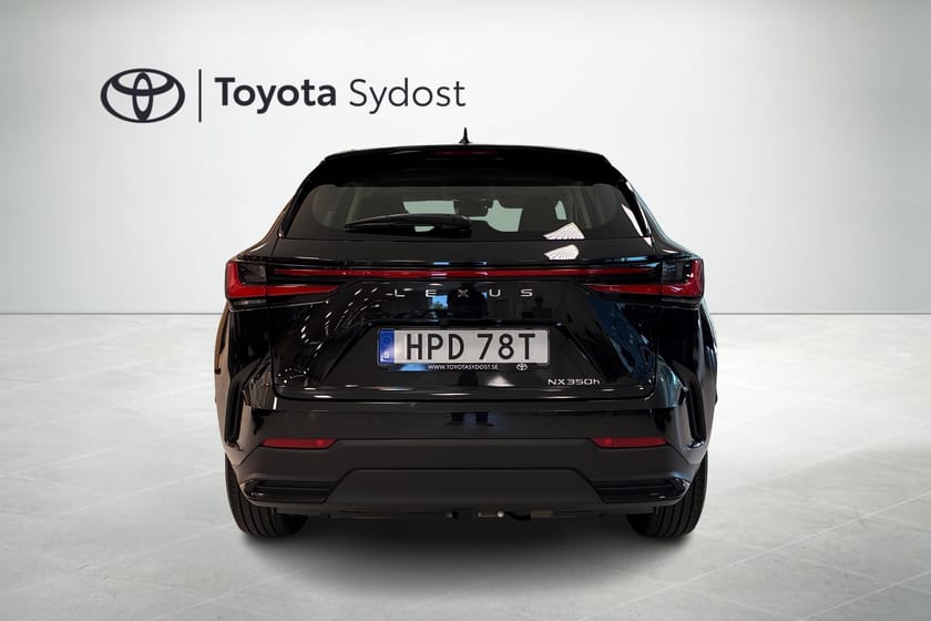 Bild 4 av Lexus NX 350h AWD Business Technic Dragkrok Automat Navigation Rattvärme Backkamera mm