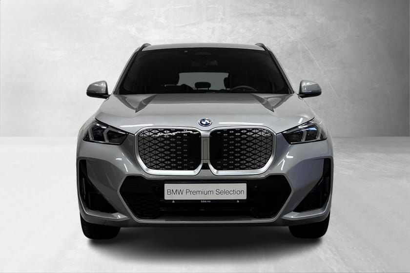 Bilde 2 av BMW iX1 xDrive30