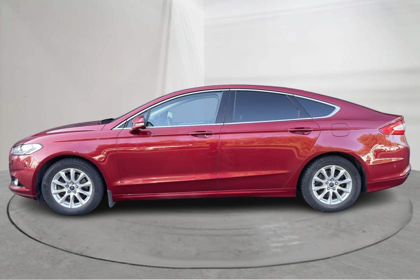 Bild 2 av Ford Mondeo 1.5T EcoBoost 5dr (160hk) Backkamera Drag