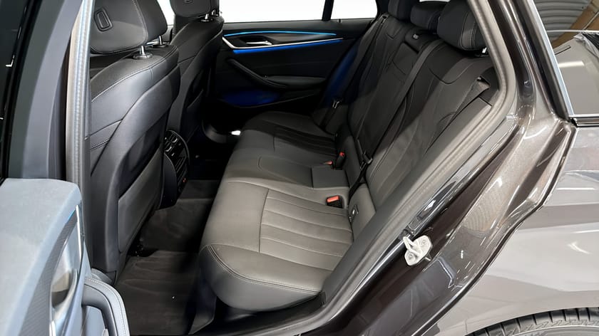 Bild 5 av BMW 530e xDrive Touring M Sport Drag Rattvärme Hifi Kupévärmare