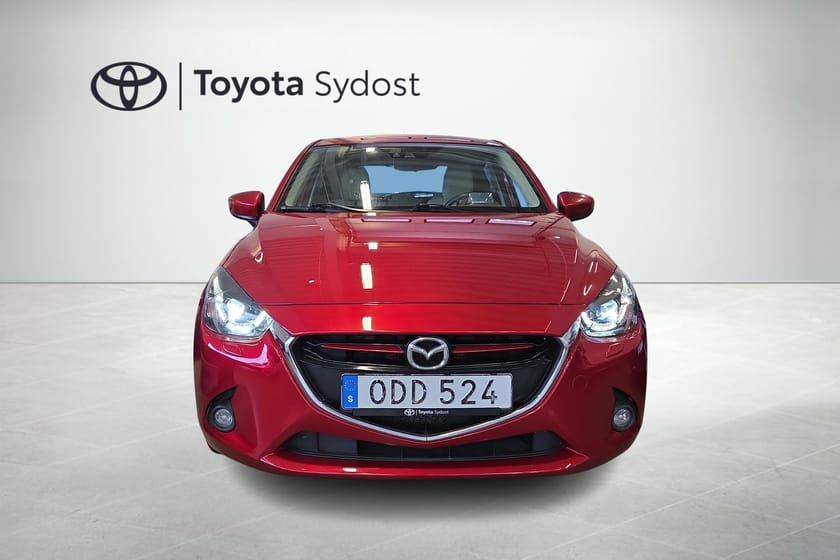 Bild 5 av Mazda 2 P-sensorer bak, HUD, Dödavinkel varnare, Skin mm