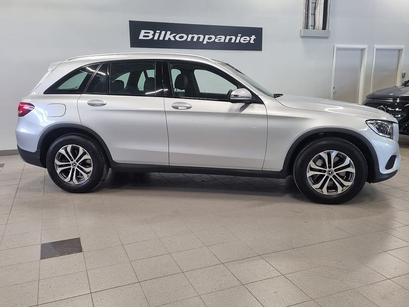Bild 2 av Mercedes-Benz GLC 220 d 4MATIC 9G-Tronic Base Euro 6