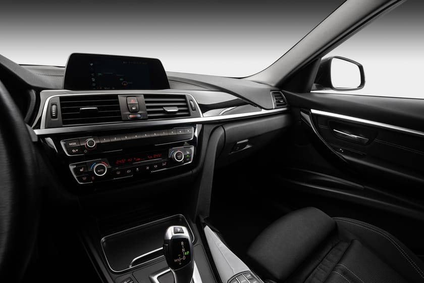 Bilde 4 av BMW 318i Touring Ryggekamera,Hengerfeste,Park sensor fremme og bak