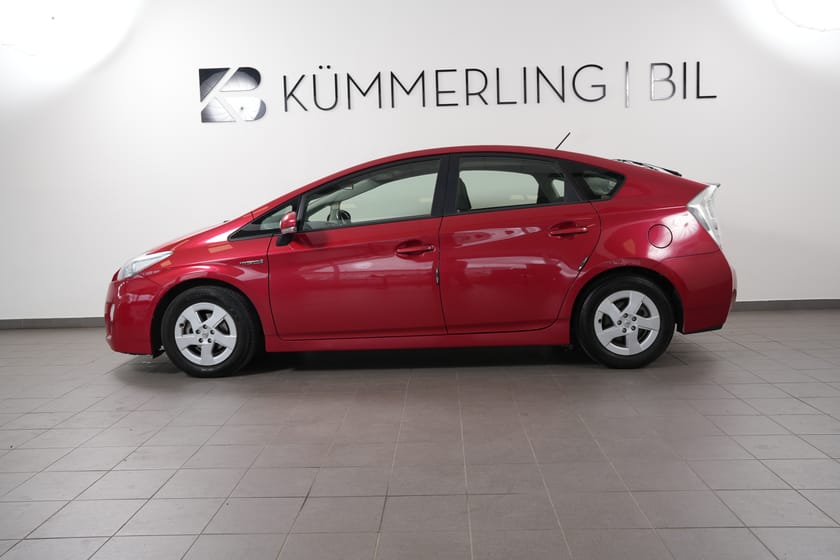 Bild 1 av Toyota Prius Hybrid CVT 136hk Glastak/HuD/Keyless
